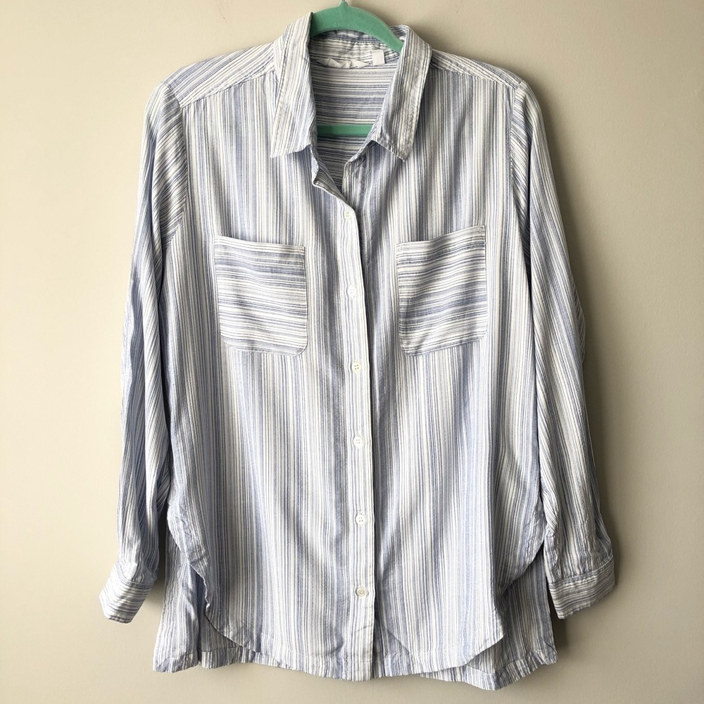 Athleta Long and Lean Button Down Shirt Size L